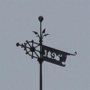 Jahreszahl 1895 als Standarte