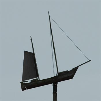 Segelschiff mit zwei Masten 