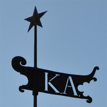 Initialen KA, Standarte